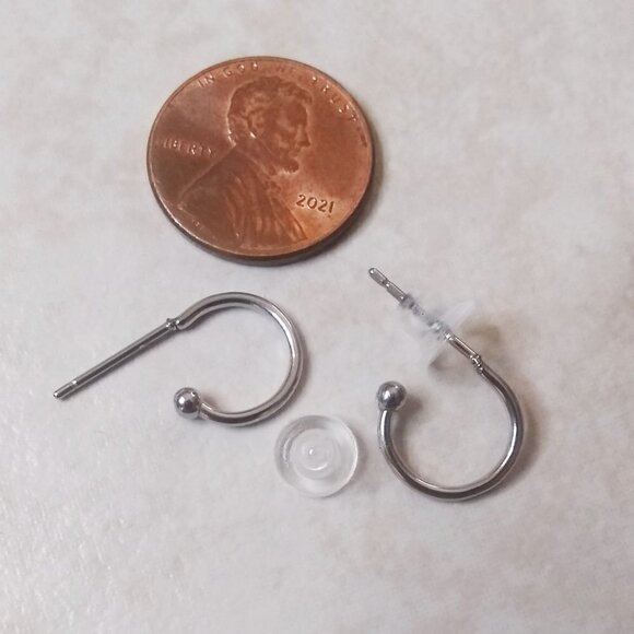 Interchangeable Earring Set - 3 Pairs! Casual + Neutral + Gray Color Scheme - Picture 4 of 5